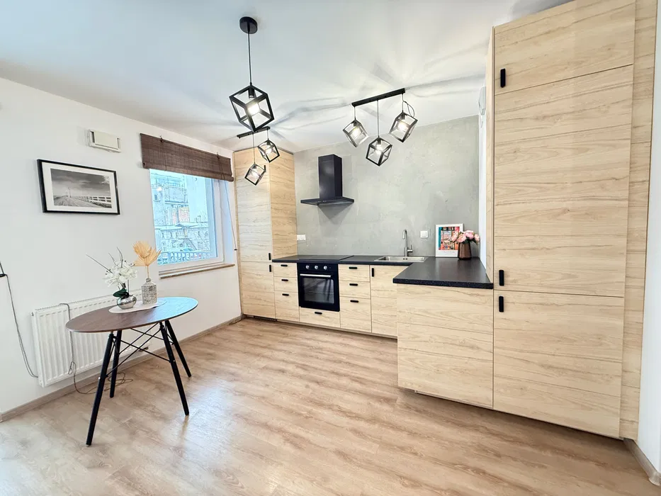 Dwa pokoje – Diasfera Łódzka Targowa 53